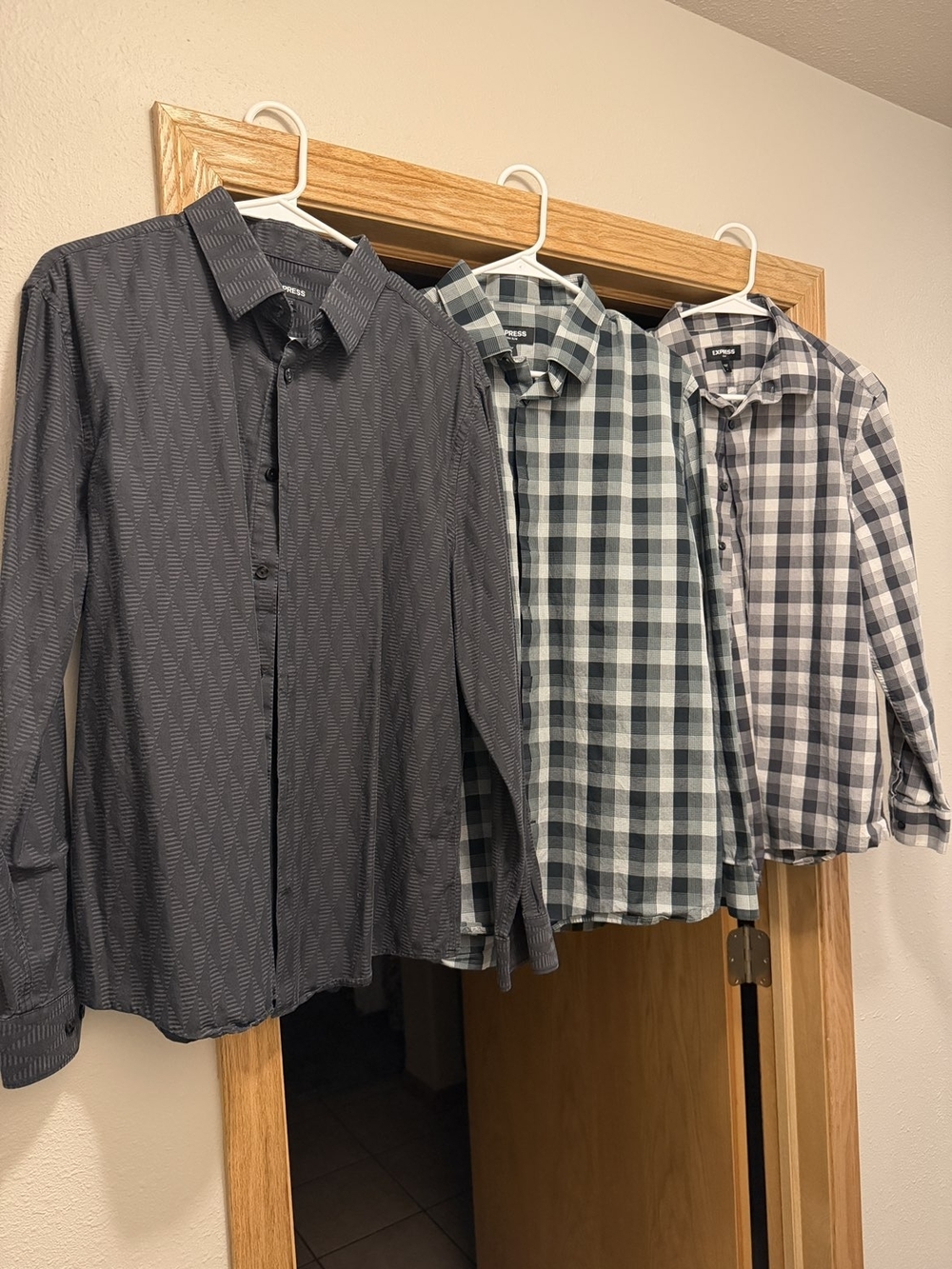 Express Men's Black, Green And Grey Long-Sleeve Button-Down Shirts - 3 Pack